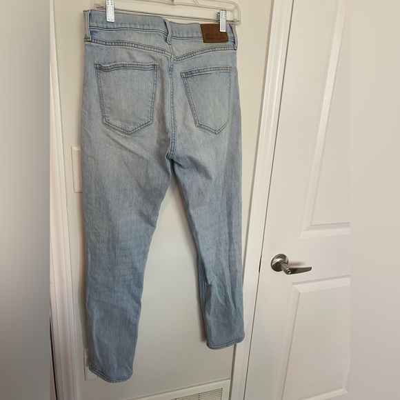 Denim Forum The Yoko High Rise Slim High-rise slim jeans - Aritzia - Picture 8 of 11